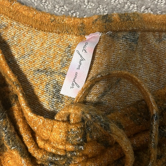 Urban out from under flare pants - Picture 2 of 2